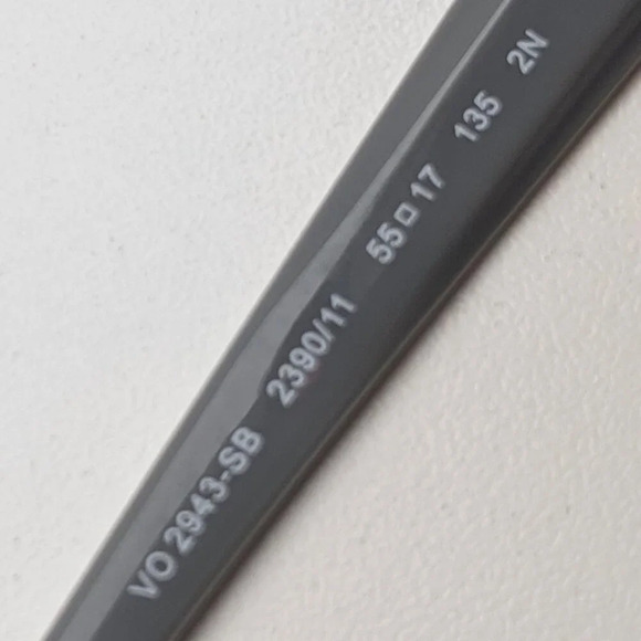 🕶️ Vogue VO2943-SB 2390/11 Butterfly Sunglasses 55/17-135 / JLE660🕶️ - Picture 6 of 8